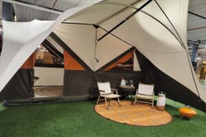 Holtkamper vouwwagen in de Karsten Showroom