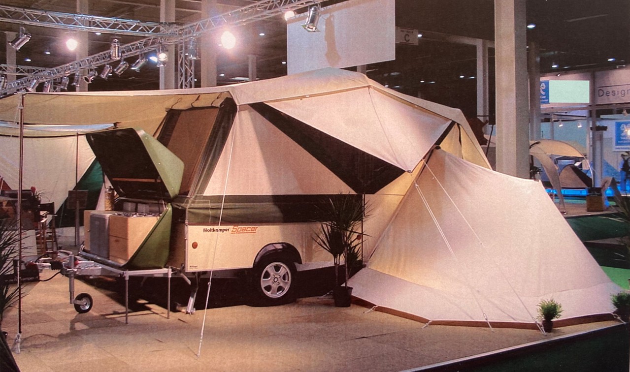Holtkamper met Adventure Tent